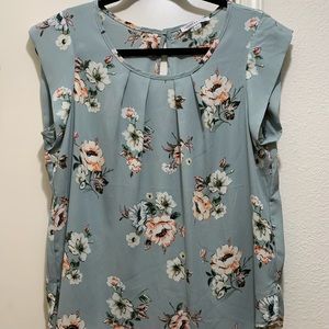 Crescent & Willough top